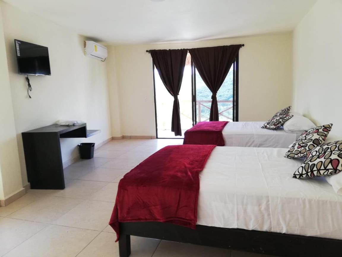 Hotel Sierra Linda Хилитла Экстерьер фото