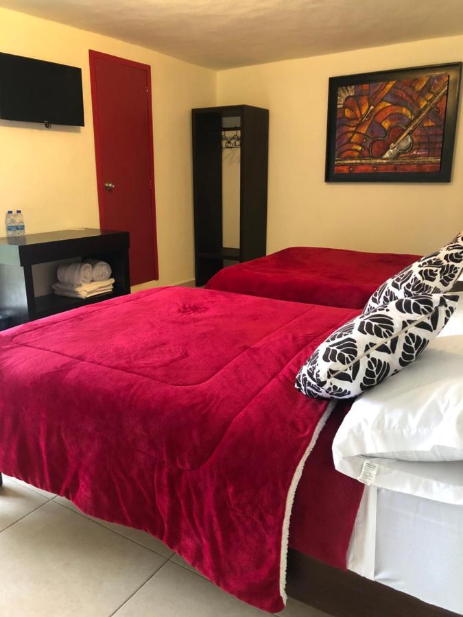 Hotel Sierra Linda Хилитла Экстерьер фото