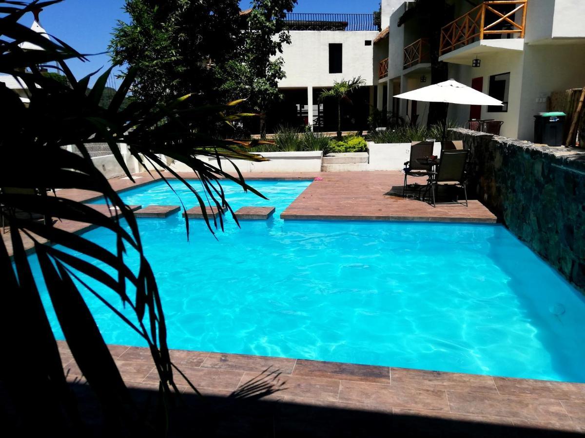Hotel Sierra Linda Хилитла Экстерьер фото